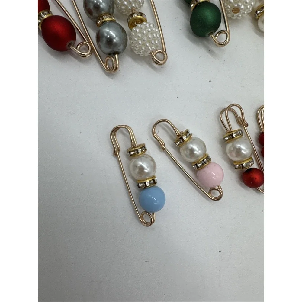 Vintage Beaded Safety Pin Brooch Lot‎ Of 18